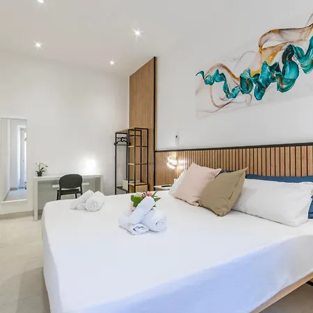Apartment Near To Colosseum Re-house Rome