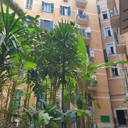 Near To Colosseum Re-house Rome